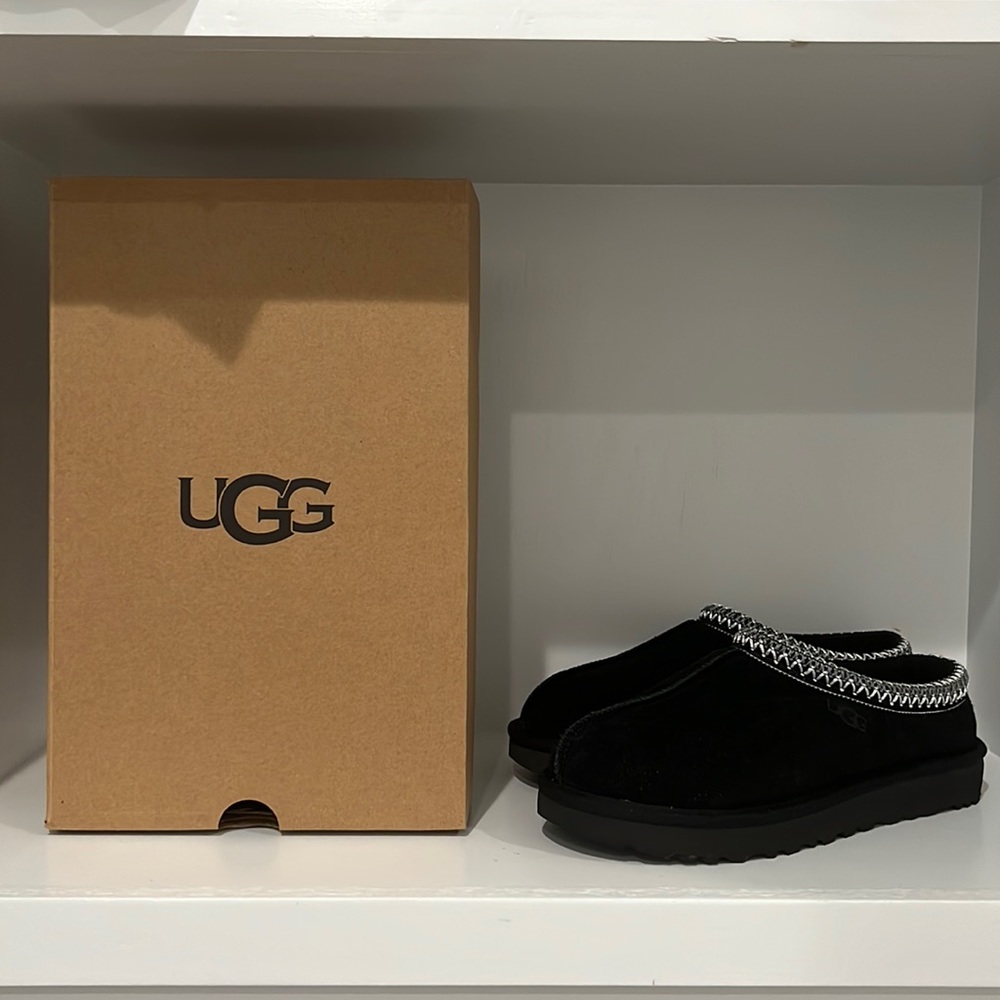 UGG Tasman Slippers 🖤